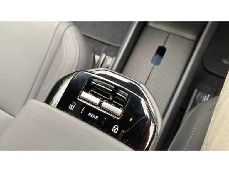 Volvo EX30 315kW Twin Motor Performance Plus 69kWh 5dr Auto Electric Estate